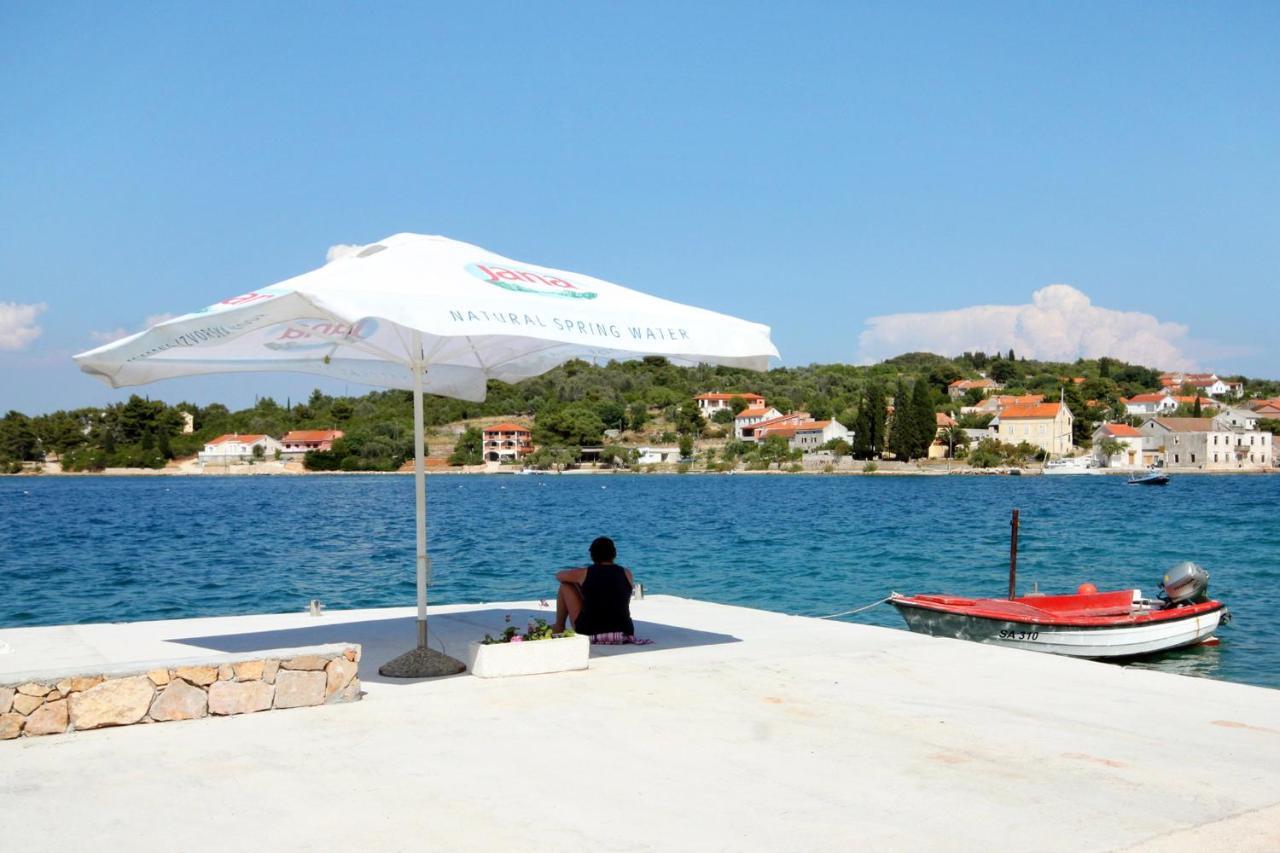 Apartments By The Sea Luka, Dugi Otok - 8182 Luka  Екстериор снимка